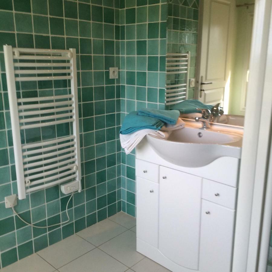Domaine De Camp Joyeux Appartement Puget-Ville Buitenkant foto