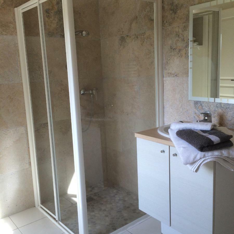 Domaine De Camp Joyeux Appartement Puget-Ville Buitenkant foto